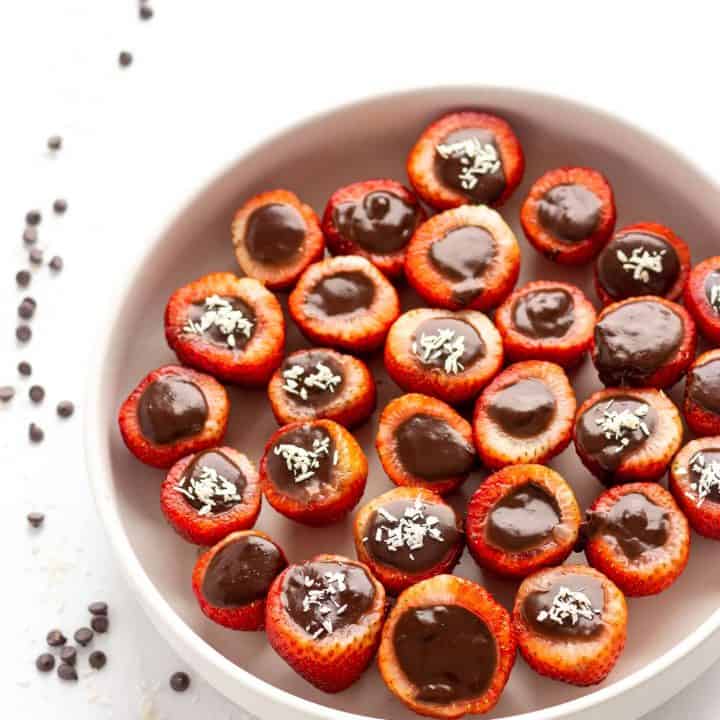 Image for Chocolate Coconut Cream Stuffed Strawberries