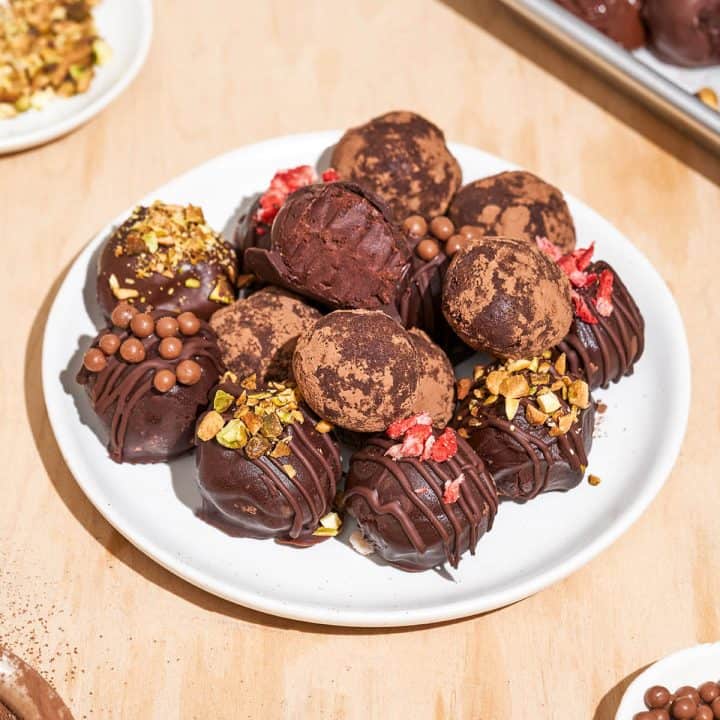 Image for 4 Ingredient Vegan Chocolate Truffles