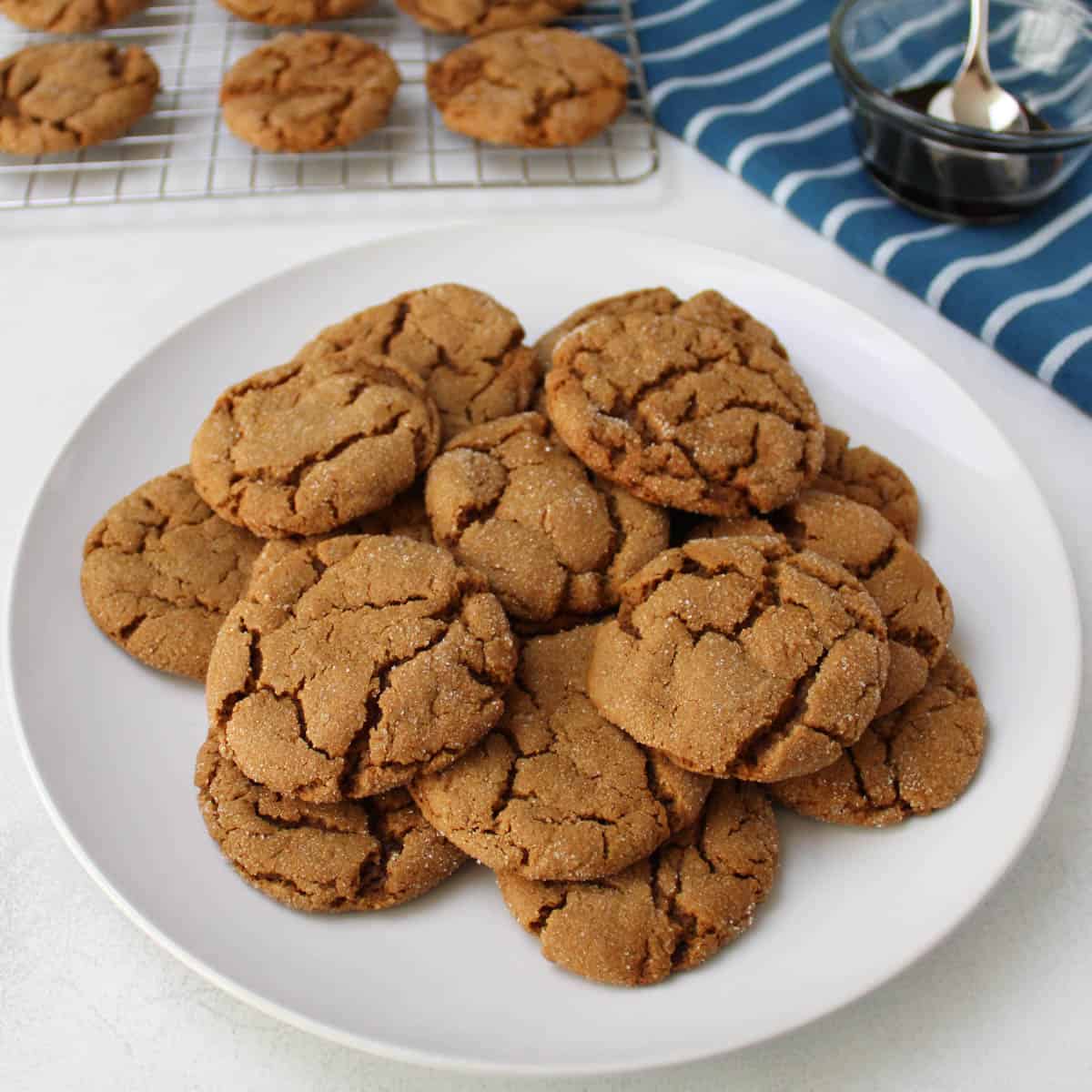 Image for Chewy Vegan Ginger Molasses Cookies - Hassle Free Vegan
